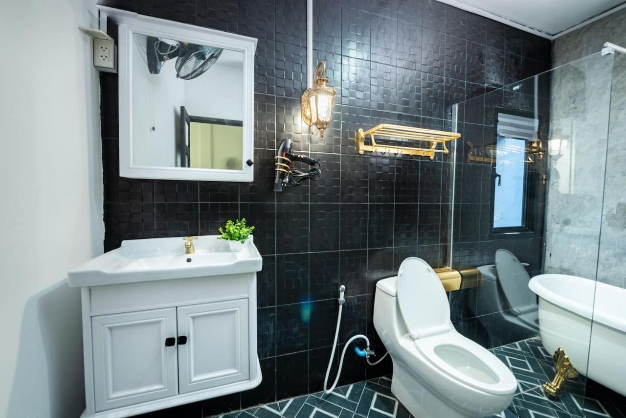 Mein Haus B @Bangpo Банкок Екстериор снимка